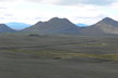 Aschelandschaft und Vulkane in der Nähe des Dettifoss Wasserfalls